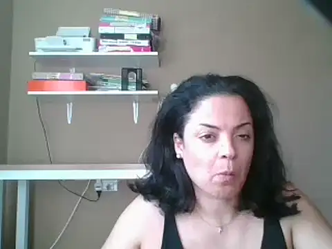 Snapshot of ITALIANASISIXX chatting on 09/20/25, 07:57 ITALIANASISIXX online show from 09/20/25, 07:57