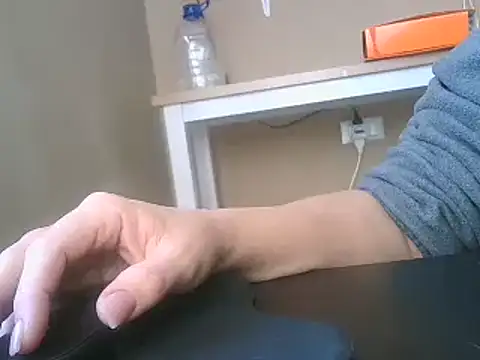 ITALIANASISIXX online show from 11/20/25, 08:15