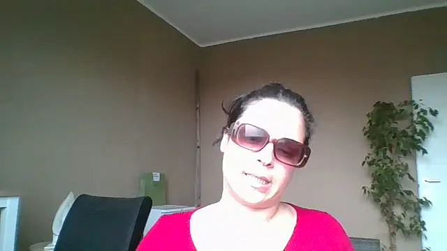 ITALIANASISIXX online show from 02/19/26, 01:30