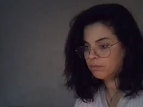 ITALIANASISIXX online show from 12/21/25, 07:43