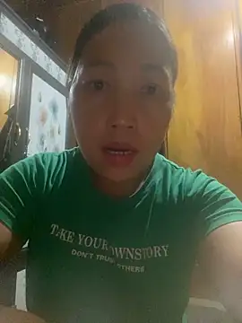 Snapshot of Lai005 chatting on 09/09/25, 05:55 Lai005 online show from 09/09/25, 05:55