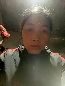 Snapshot of Lai005 chatting on 10/23/25, 11:03 Lai005 online show from 10/23/25, 11:03