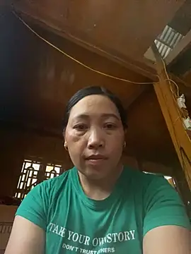 Snapshot of Lai005 chatting on 09/10/25, 09:41 Lai005 online show from 09/10/25, 09:41