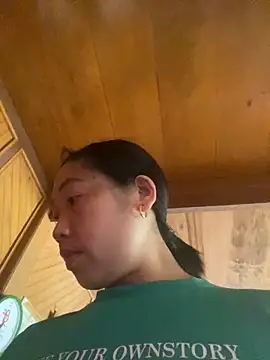 Snapshot of Lai005 chatting on 09/13/25, 04:01 Lai005 online show from 09/13/25, 04:01