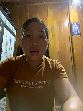 Snapshot of Lai005 chatting on 09/16/25, 09:27 Lai005 online show from 09/16/25, 09:27