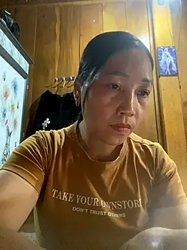 Snapshot of Lai005 chatting on 09/21/25, 06:07 Lai005 online show from 09/21/25, 06:07