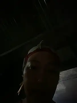 Snapshot of Lai005 chatting on 10/05/25, 11:45 Lai005 online show from 10/05/25, 11:45