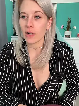 TheRealJessyLey online show from 04/14/26, 09:03