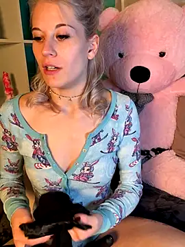 TheRealJessyLey online show from 11/07/25, 08:13