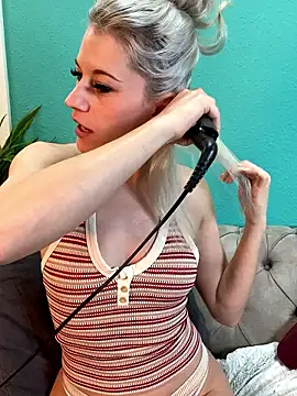 TheRealJessyLey online show from 01/13/26, 06:28