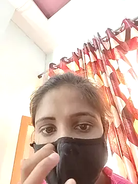 Snapshot of Ruhi_07 chatting on 10/26/25, 03:51 Ruhi 07 online show from 10/26/25, 03:51