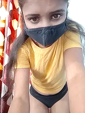 Snapshot of Ruhi_07 chatting on 11/18/25, 04:16 Ruhi 07 online show from 11/18/25, 04:16