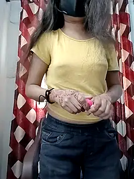 Ruhi 07 online show from 02/13/26, 04:01