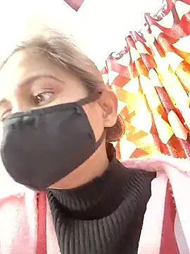 Snapshot of Ruhi_07 chatting on 12/04/25, 03:49 Ruhi 07 online show from 12/04/25, 03:49