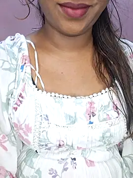 Snapshot of Marathi_jiya1 chatting on 05/27/26, 05:04 Marathi jiya1 online show from 05/27/26, 05:04
