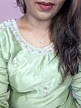 Snapshot of Marathi_jiya1 chatting on 04/26/26, 05:27 Marathi jiya1 online show from 04/26/26, 05:27