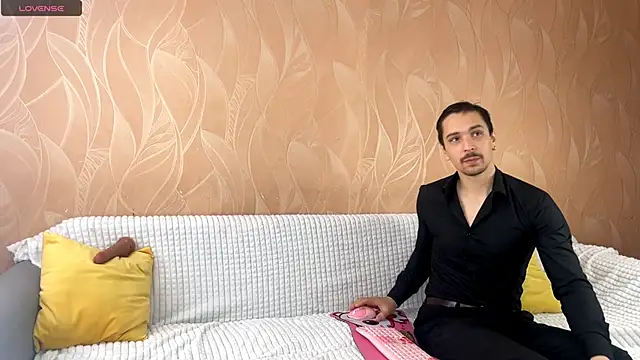 VelvetMiley online show from 11/28/25, 04:12