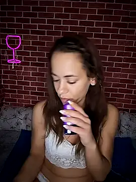 HotGinger66 online show from 11/21/25, 09:41