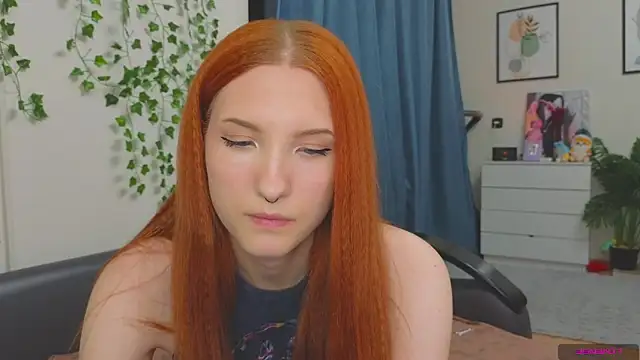 Snapshot of Olivia_Rid_ chatting on 10/04/25, 06:20 Olivia Rid online show from 10/04/25, 06:20