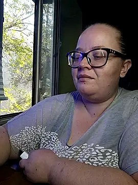Snapshot of LillyWilly chatting on 10/02/25, 10:51 LillyWilly online show from 10/02/25, 10:51