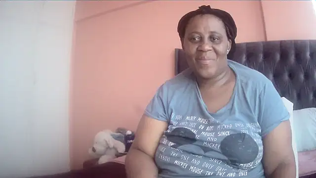 HUGEASSXXXXX online show from 03/28/26, 05:41