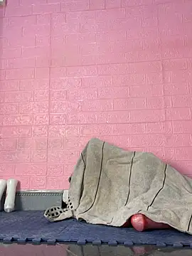 Rose 194 online show from 02/11/26, 04:01