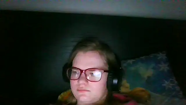 Moonolighta online show from 12/22/25, 01:00