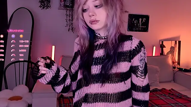 Lollyshy online show from 11/20/25, 09:32