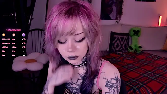 Lollyshy online show from 11/04/25, 10:41