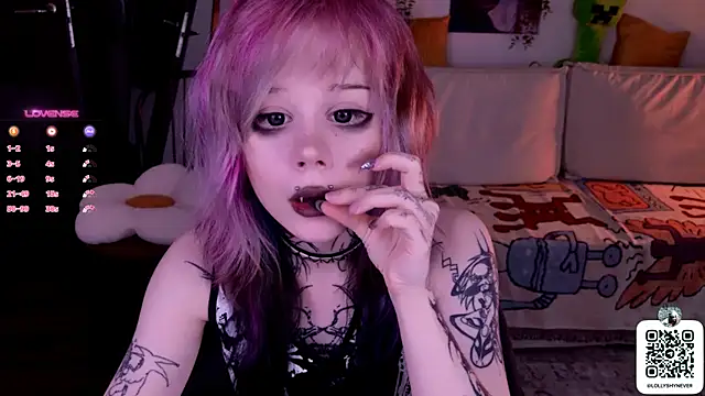 Lollyshy online show from 10/05/25, 10:28