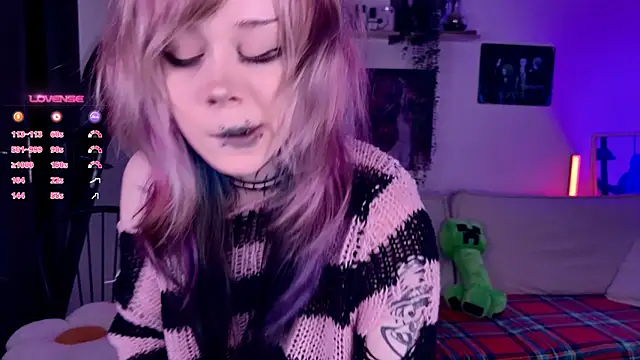 Lollyshy online show from 11/14/25, 10:41