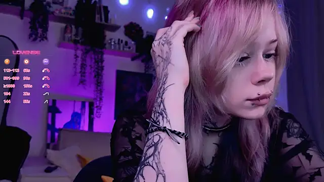 Lollyshy online show from 12/21/25, 09:55