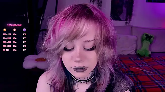 Lollyshy online show from 11/07/25, 10:31