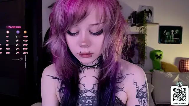 Lollyshy online show from 09/26/25, 11:17