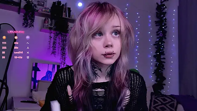 Lollyshy online show from 12/20/25, 10:07