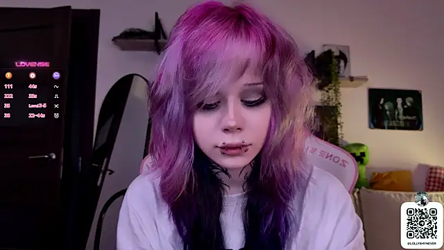 Lollyshy online show from 09/19/25, 11:47