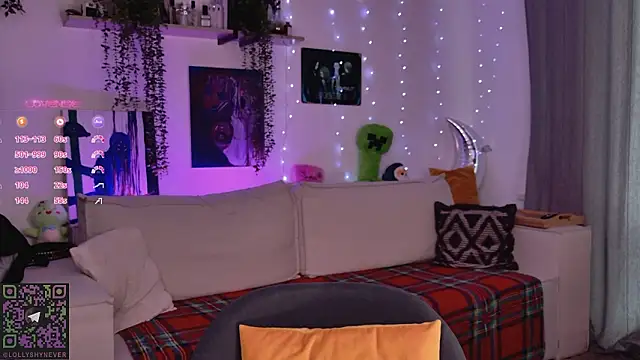 Lollyshy online show from 02/11/26, 08:03