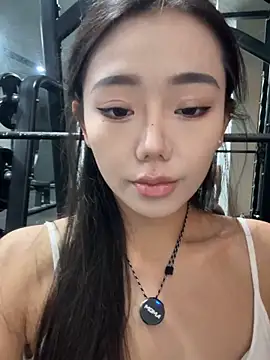 jiajia L online show from 12/18/25, 02:32