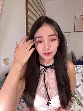 Snapshot of jiajia_L chatting on 09/24/25, 01:06 jiajia L online show from 09/24/25, 01:06