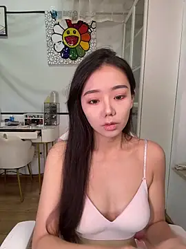 Snapshot of jiajia_L chatting on 09/26/25, 12:34 jiajia L online show from 09/26/25, 12:34