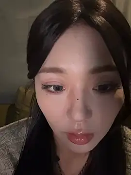 jiajia L online show from 03/26/26, 10:57