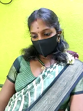 Snapshot of Honey_rosetamil chatting on 07/10/26, 07:30 Honey rosetamil online show from 07/10/26, 07:30