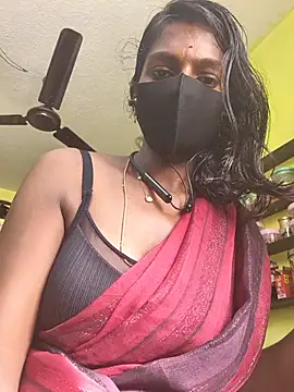 Snapshot of Honey_rosetamil chatting on 06/23/26, 02:53 Honey rosetamil online show from 06/23/26, 02:53