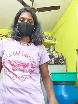 Snapshot of Honey_rosetamil chatting on 06/24/26, 03:05 Honey rosetamil online show from 06/24/26, 03:05