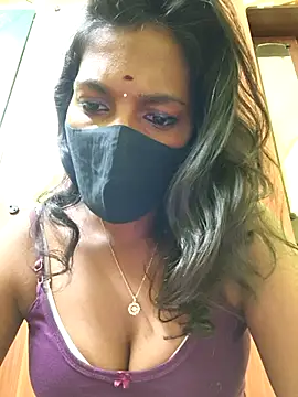 Honey rosetamil online show from 02/17/26, 12:19