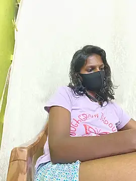 Snapshot of Honey_rosetamil chatting on 06/18/26, 09:14 Honey rosetamil online show from 06/18/26, 09:14