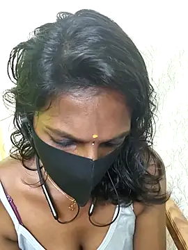 Snapshot of Honey_rosetamil chatting on 06/04/26, 07:51 Honey rosetamil online show from 06/04/26, 07:51