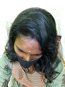 Snapshot of Honey_rosetamil chatting on 06/01/26, 01:55 Honey rosetamil online show from 06/01/26, 01:55