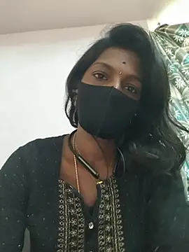 Snapshot of Honey_rosetamil chatting on 06/28/26, 04:52 Honey rosetamil online show from 06/28/26, 04:52