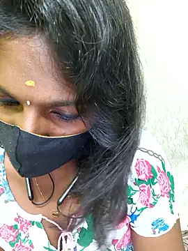 Honey rosetamil online show from 05/24/26, 12:16